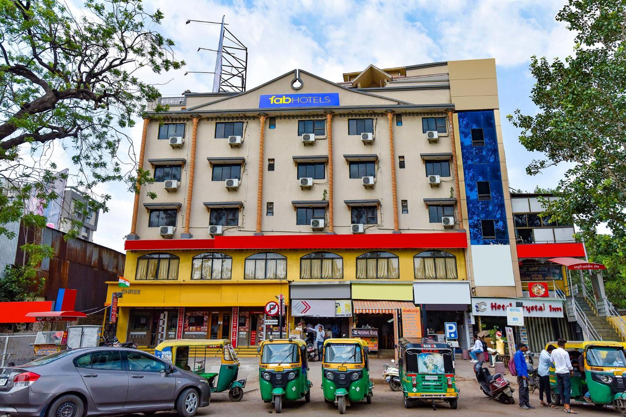 Fabhotel Crystal Inn II - Paldi Char Rasta Ahmedabad Esterno foto