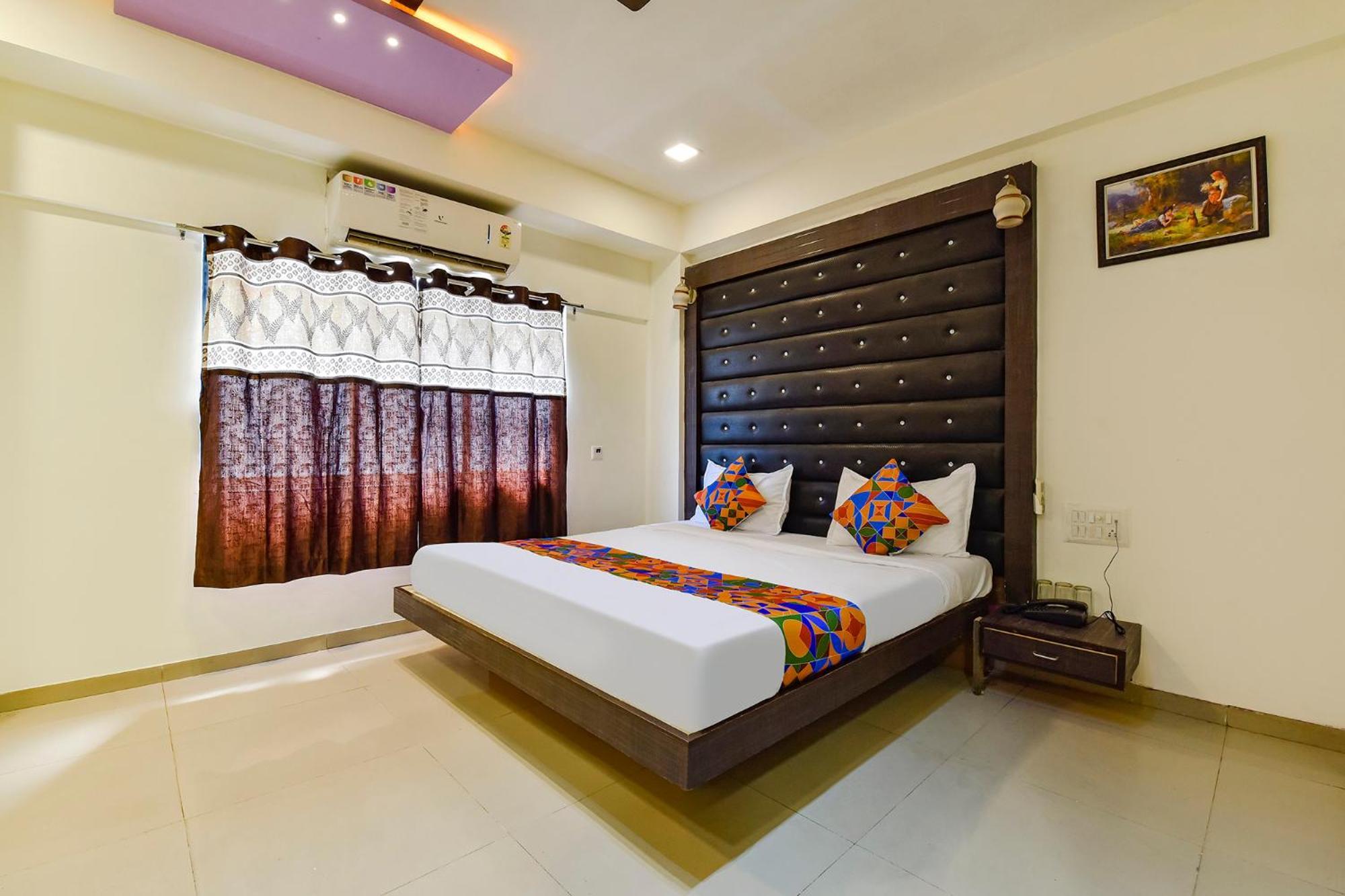 Fabhotel Crystal Inn II - Paldi Char Rasta Ahmedabad Esterno foto